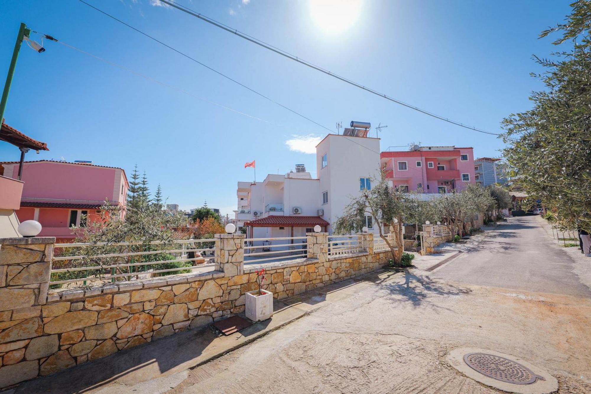Family Garden Leilighet Ksamil